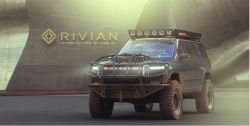 Wedbush：Rivian(RIVN.US)风险上升 下调目标价至25美元